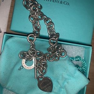 tiffany’s heart necklace